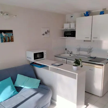 Amoureva 4 Pers - Vue - Parking - Piscine - Proche Commerce Apartman *