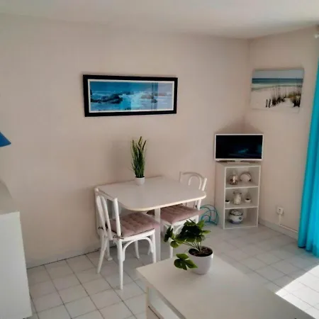 Amoureva 4 Pers - Vue - Parking - Piscine - Proche Commerce Apartman Agde